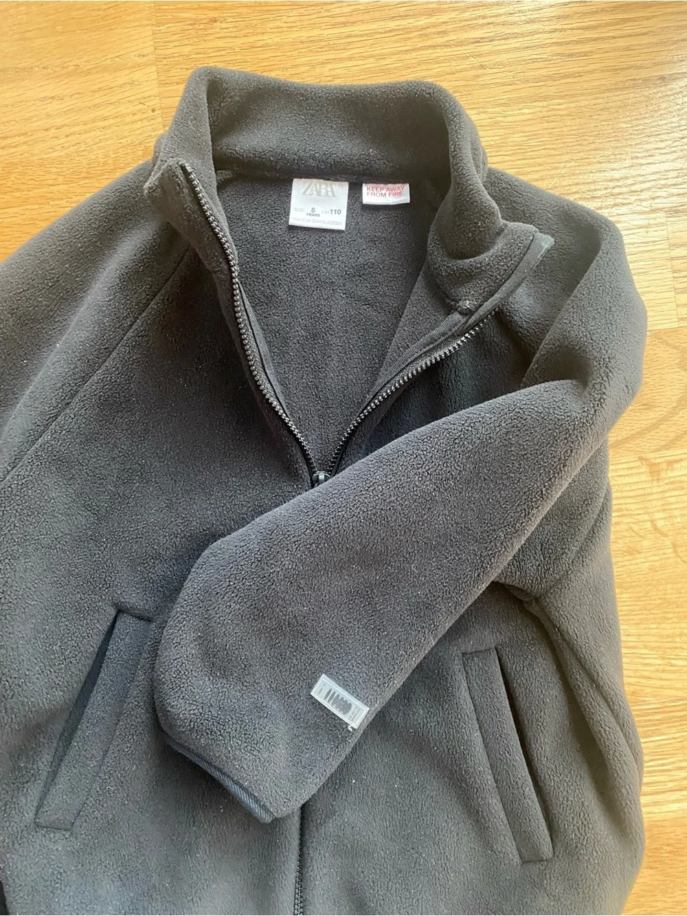 Kids Zara Black Full-Zip Fleece Jacket